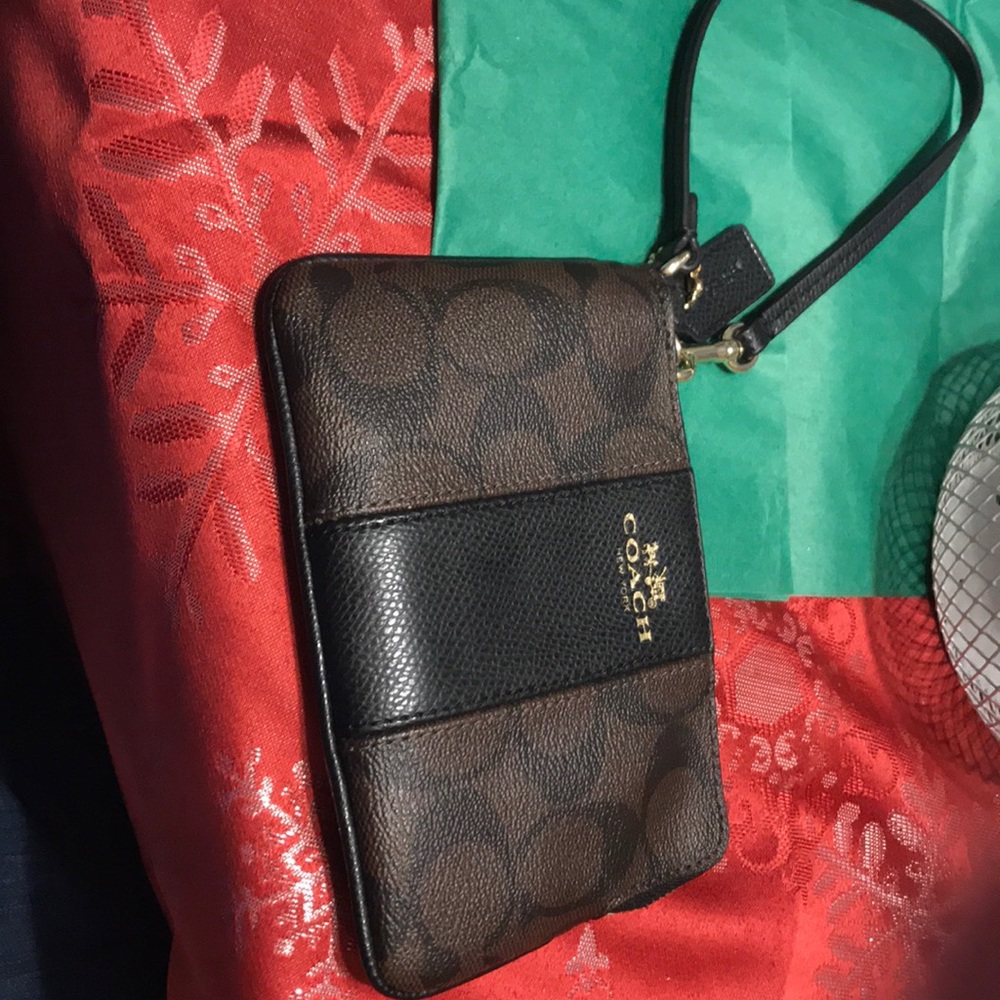 New coach wristlet